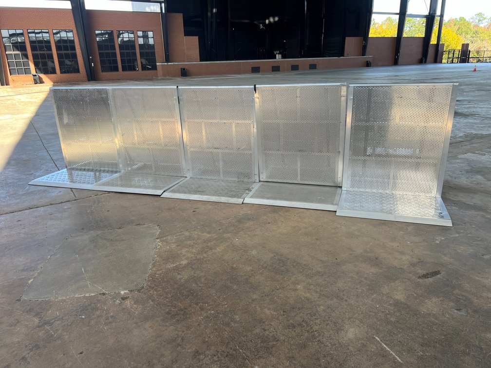 (5) Premium Aluminum Barricade Heavy Duty Crowd Control Barrier with Folding Base