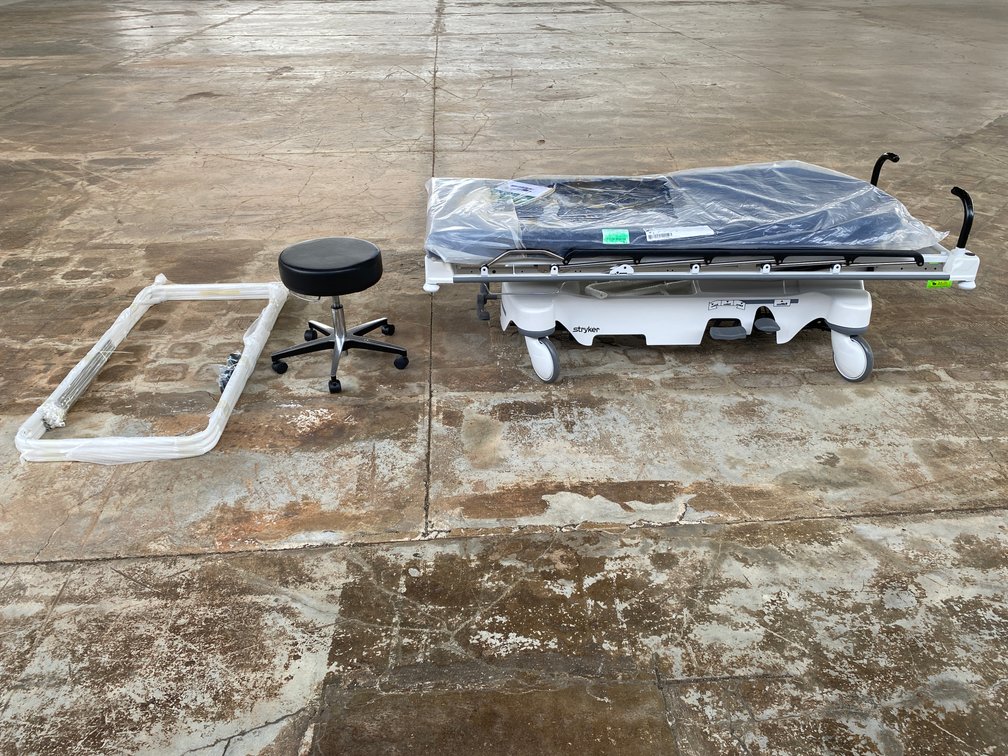 Stryker Ultrasoft SE Transport Stretcher