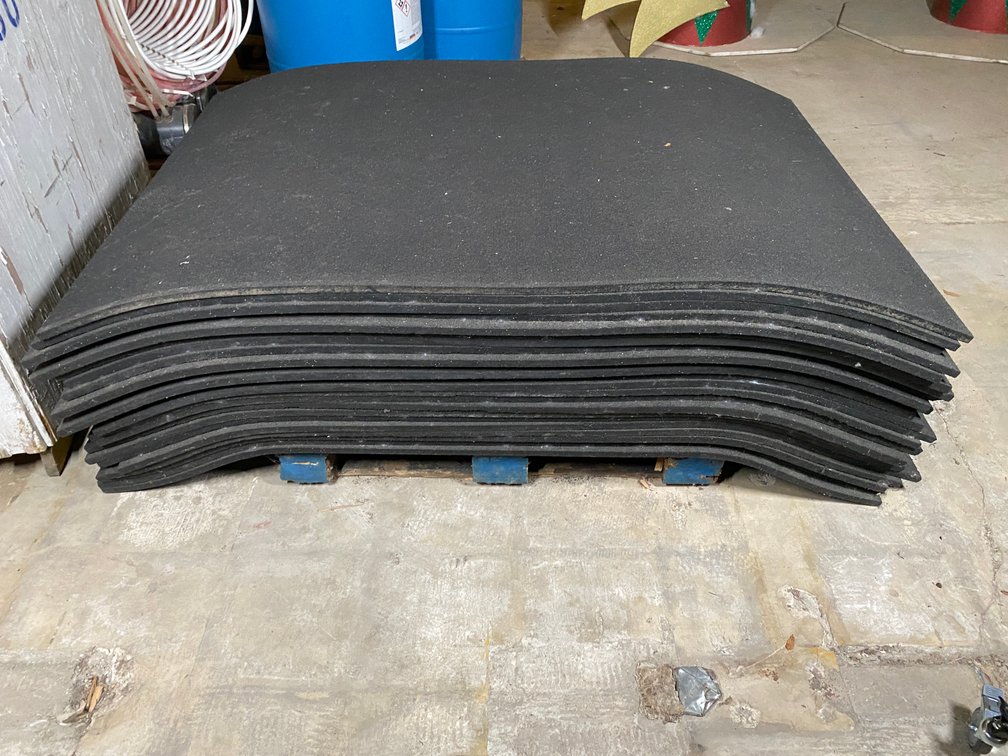 (23) 1/2" Thick Rubber Mats (4'x6')