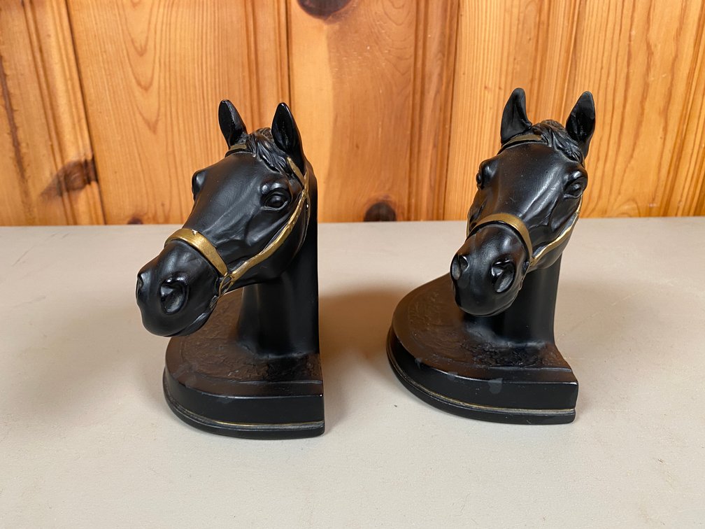 Alexander Backer Hand Painted Ceramic Horse Themed Book Ends