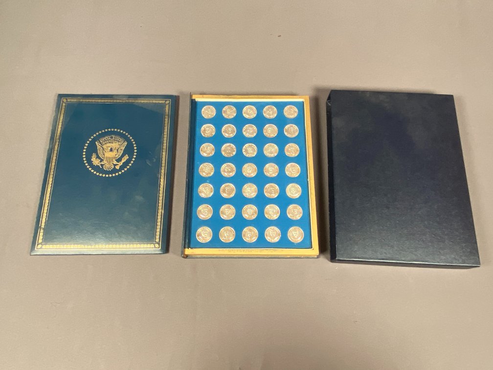 Collection of (35) Franklin Mint Treasury Presidential Commemorative Medals and Case