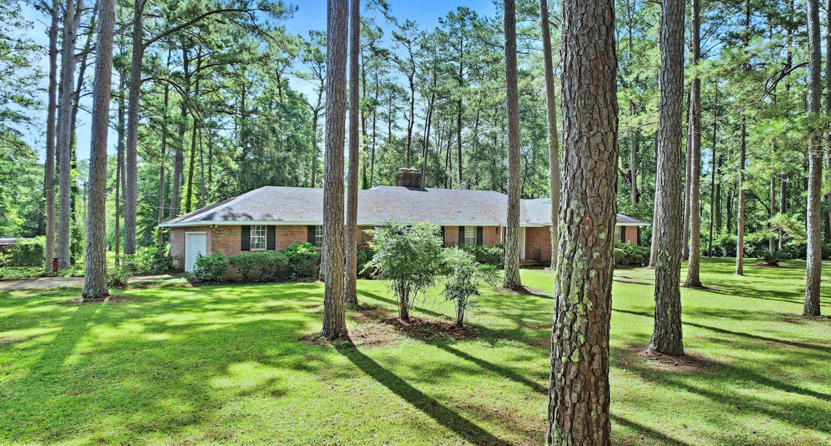 Image for Country Estate Home on 7.98± Acres | Albany, Georgia