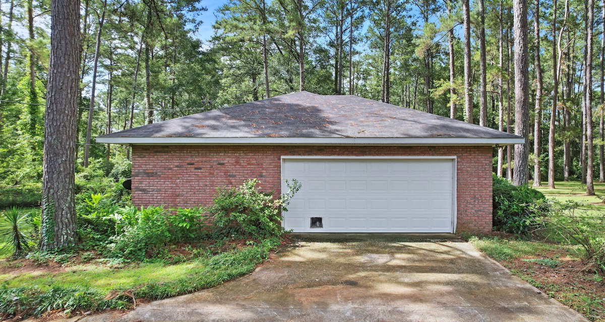 Image for Country Estate Home on 7.98± Acres | Albany, Georgia