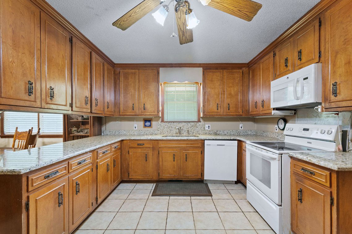 Image for Country Estate Home on 7.98± Acres | Albany, Georgia