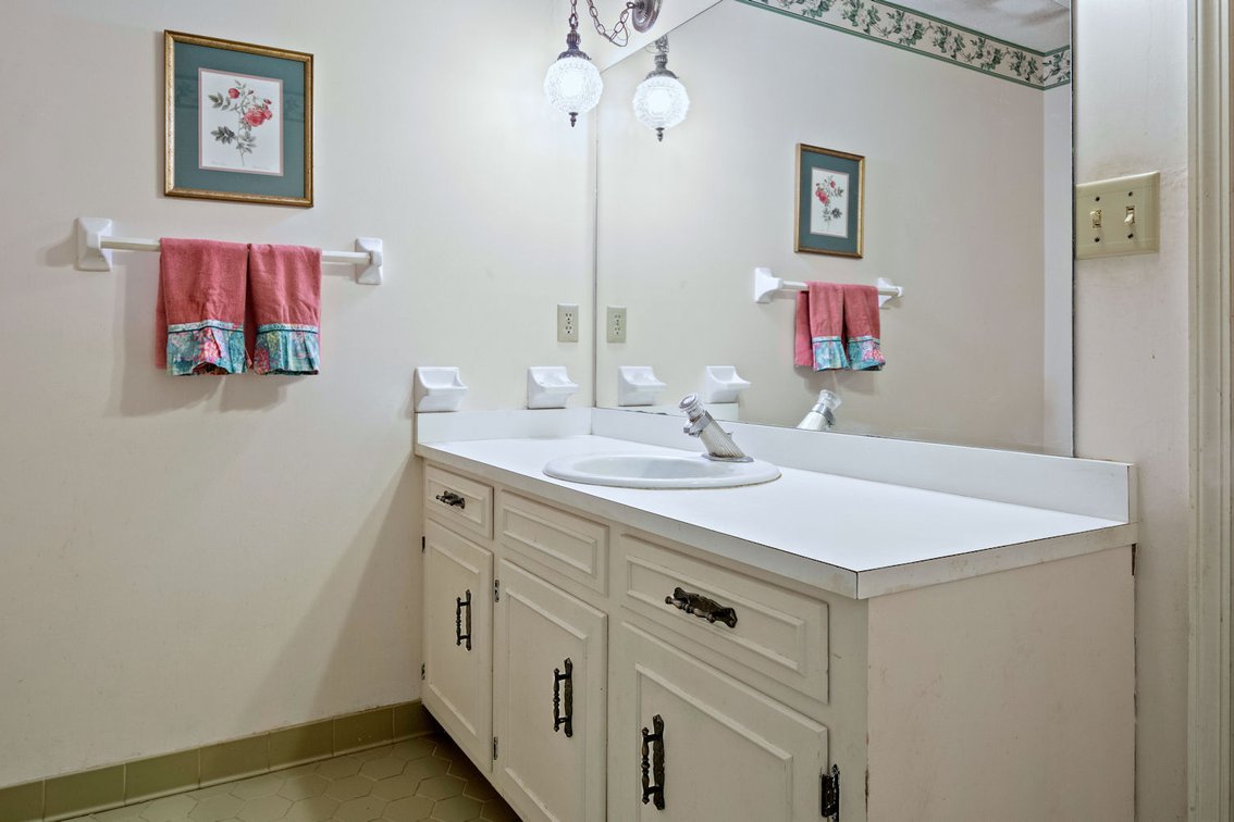 Image for Country Estate Home on 7.98± Acres | Albany, Georgia