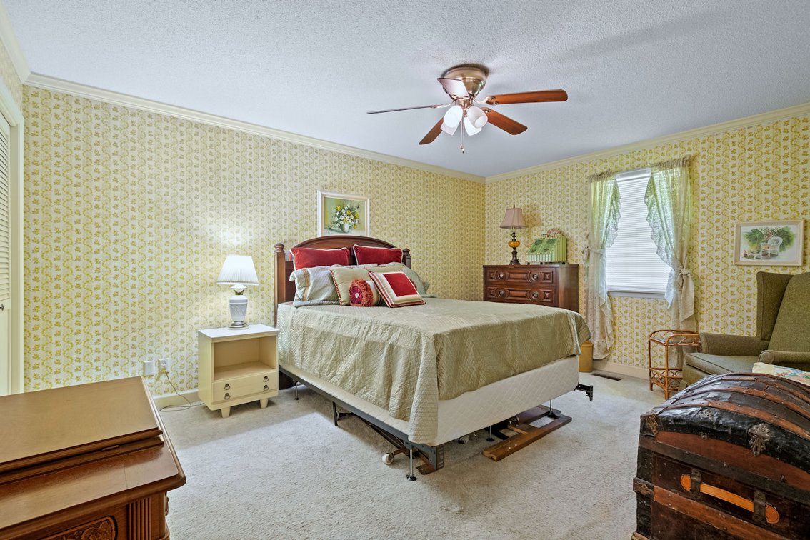 Image for Country Estate Home on 7.98± Acres | Albany, Georgia
