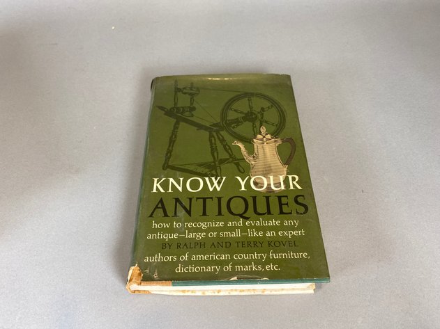 Image for (5) Vintage Antique Themed Reference Books