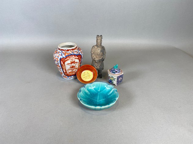Image for Assortment of Vintage Chinese Decor