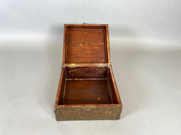Image for (4) Vintage Wooden and Resin Decorative Boxes