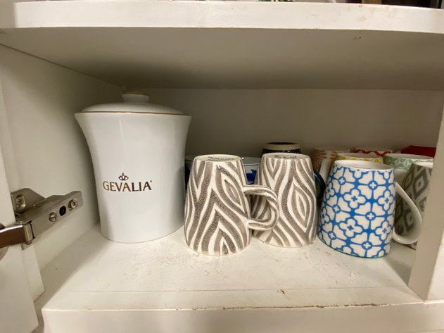 Image for Contents of Kitchen Cabinet Including (3) Shelves