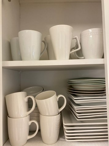 Image for Contents of Kitchen Cabinet Including (3) Shelves
