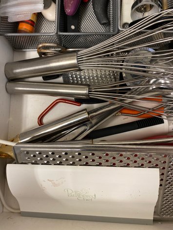 Image for Contents of Kitchen Drawer