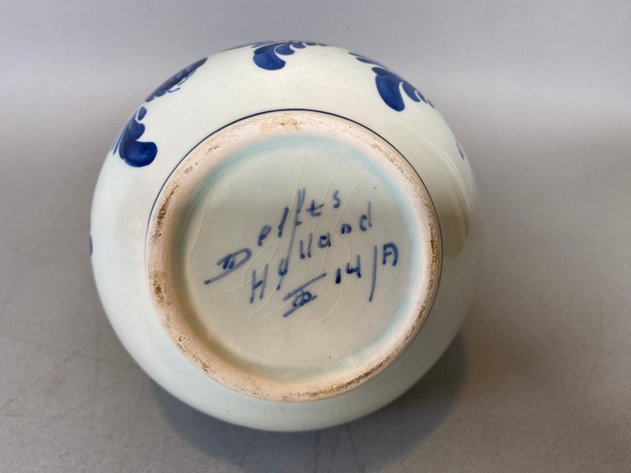 Image for Collection of Antique Blue & White Bowls, Cups & Saucer, Pitchers & More Including Delft, Flow Blue & Blue Willow