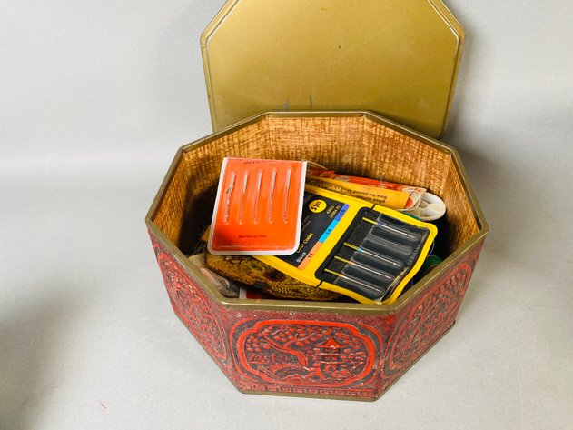 Image for Assortment of Vintage Sewing Notions, Singer Sewing Machine Attachments, Zigzagger and More!