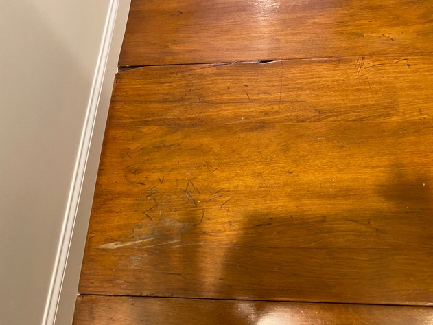Image for American Early 20th Century Walnut Drop Leaf Gateleg Table Dining Table