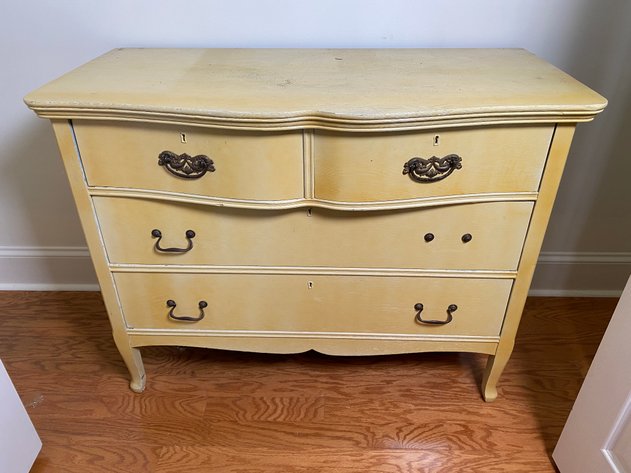 Image for Vintage French Provencial (4) Drawer Dresser