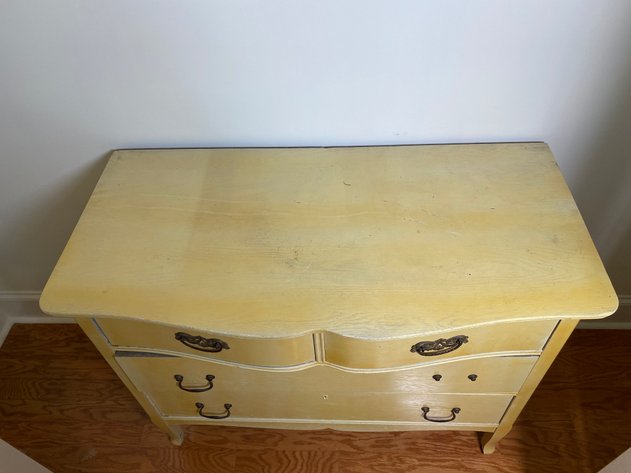 Image for Vintage French Provencial (4) Drawer Dresser