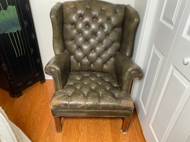 Image for Georgian Style Wingback Tufted Leather Arm Chair