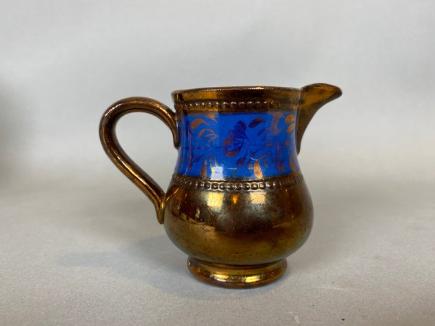 Image for (5) Pieces of Vintage English Pottery Including Wade Heath, Gray's Pottery and More!