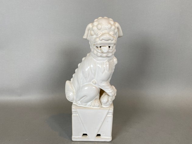 Image for White Ceramic Foo Dog Temple Lion Figurine