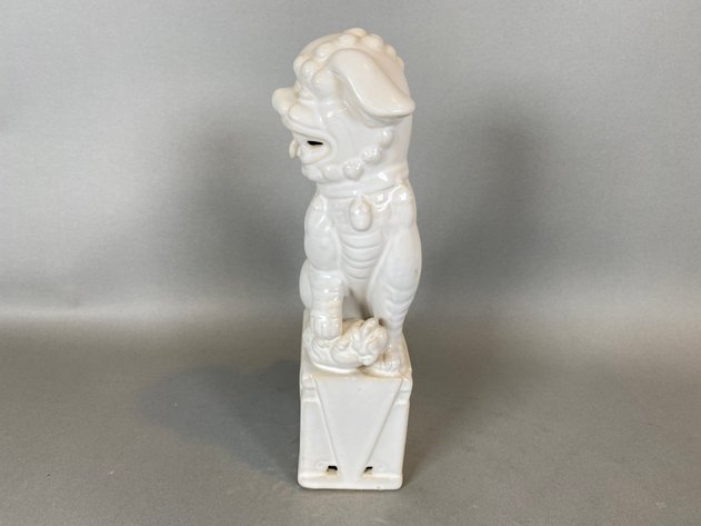 Image for White Ceramic Foo Dog Temple Lion Figurine