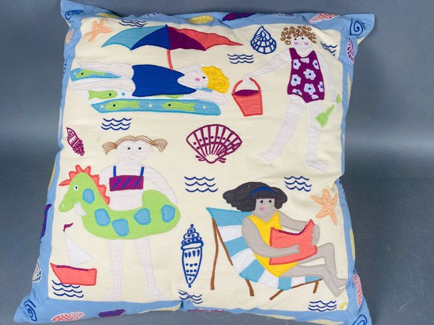 Image for Pair of Applique' Throw Pillows