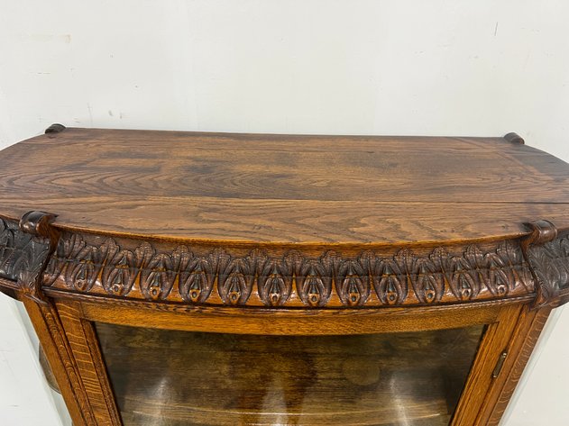 Image for Antique Quarter Sawn Oak Glass Door Curio Cabinet