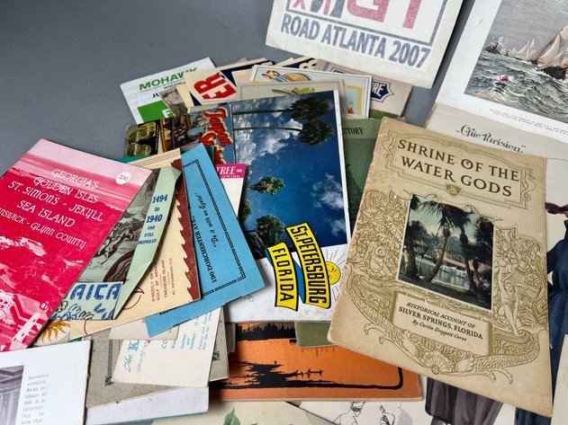 Image for Collection of Antique & Vintage Ephemera Including Paper Dolls, Advertising, Fashion Prints, Greeting Cards, Booklets & More