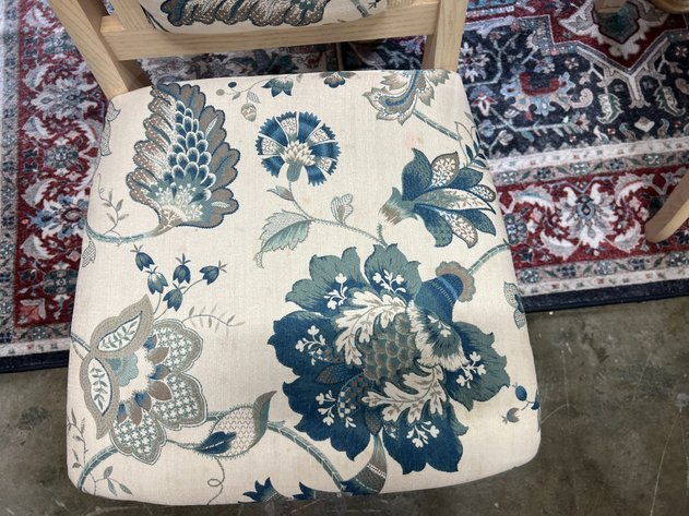 Image for Large Dining Table with Removable Leaf and (6) Upholstered Dining Chairs