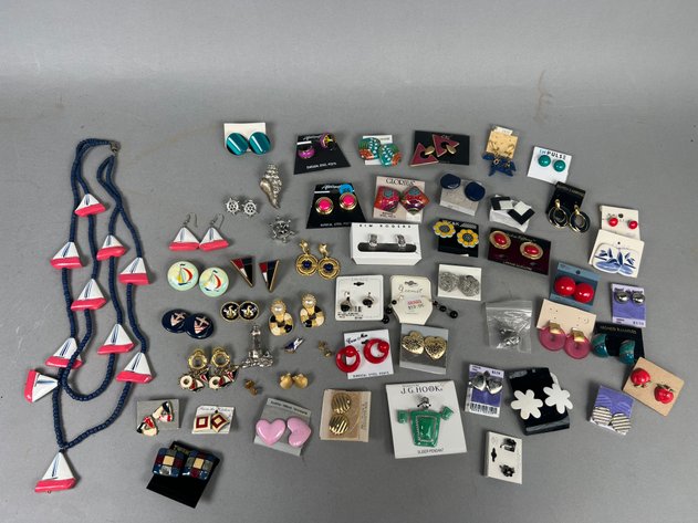 Image for Collection of Vintage & Costume Earrings Including Enamel, Rhinestone & Novelty Designs