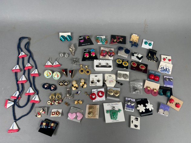 Image for Collection of Vintage & Costume Earrings Including Enamel, Rhinestone & Novelty Designs