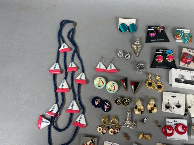Image for Collection of Vintage & Costume Earrings Including Enamel, Rhinestone & Novelty Designs