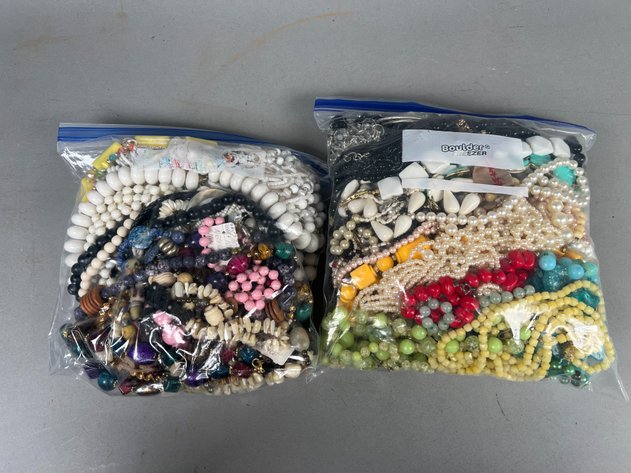 Image for Collection of Vintage & Costume Beaded Necklaces Including Faux Pearls, Glass Beads & Multicolor Styles