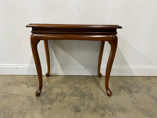 Image for Vintage Queen Anne Style Cherry Tea Table with Pull-Out Trays