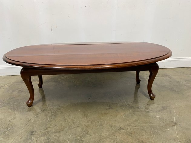 Image for Vintage Queen Anne Style Oval Drop Leaf Coffee Table