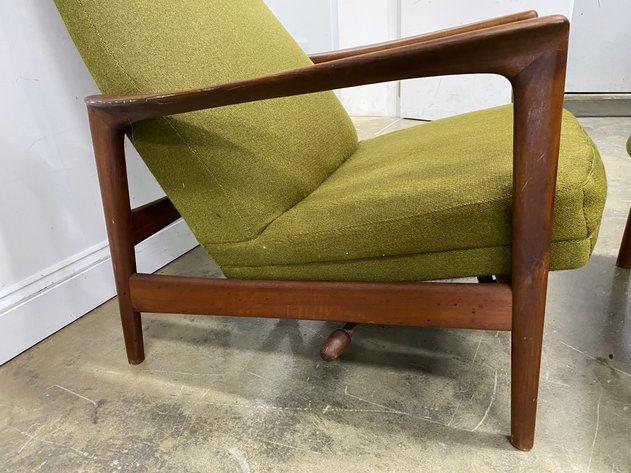 Image for Vintage DUX Mid Century Modern Reclining Lounge Chair with Ottoman, Green Upholstery
