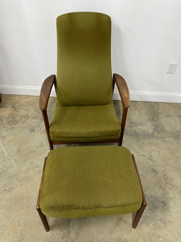 Image for Vintage DUX Mid Century Modern Reclining Lounge Chair with Ottoman, Green Upholstery