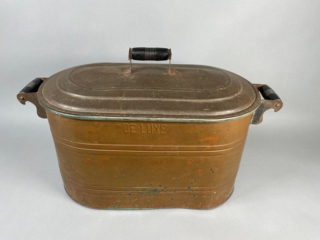 Image for Antique De Luxe Copper Boiler Wash Tub with Lid