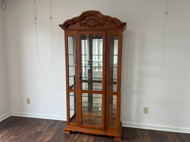 Image for Vineyard Furniture International Lighted Oak Curio Display Cabinet with Glass Shelves & Mirrored Back