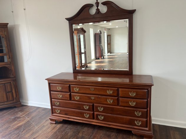 Image for Vintage Traditional Cherry Finish Dresser with Mirror