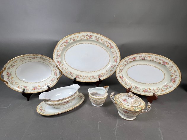 Image for Vintage Noritake Shelby Pattern Porcelain Dinnerware, Service for 12