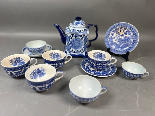Image for Collection of Vintage Blue & White China Including Blue Willow Teacups & Saucers
