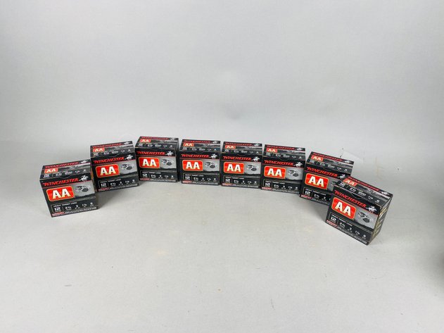 Image for 150 +/- 12 Gauge Winchester Heavy Target Load 1200 Velocity, 2 3/4 in, 1 1/8 Oz, 8 Shot shells