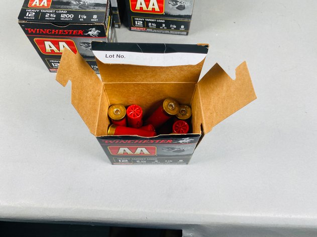 Image for 150 +/- 12 Gauge Winchester Heavy Target Load 1200 Velocity, 2 3/4 in, 1 1/8 Oz, 8 Shot shells