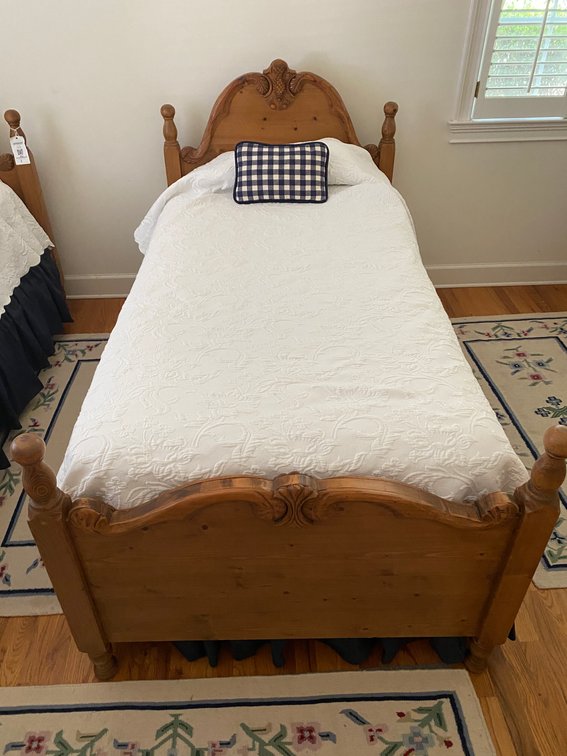 Vintage Hand-Carved Wooden Twin Bed With Pineapple Motif, Matches Lot 163