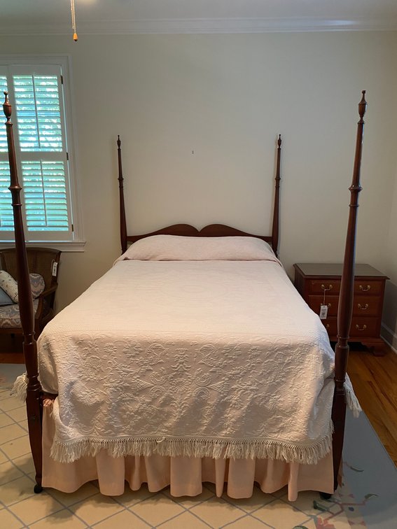 Henkel Harris Four-Poster Full-Size Mahogany Bed