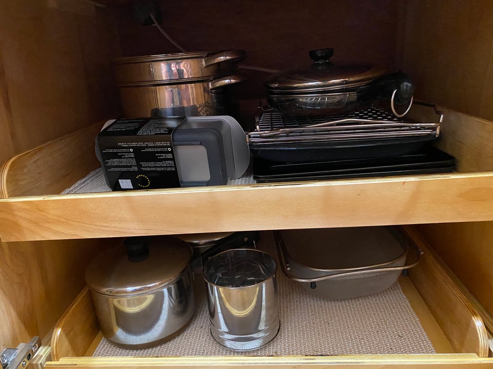 Contents Of Kitchen Cabinet (2) Drawers