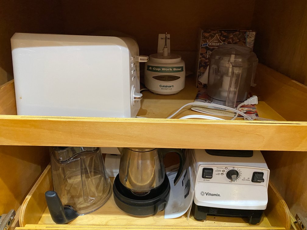 Contents Of Kitchen Cabinet (2) Drawers