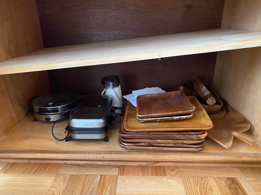 Contents Of Kitchen Cabinet