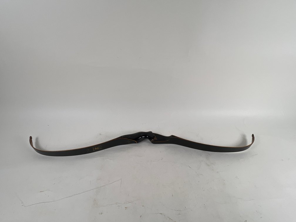Vintage Shakespeare "The Cascade" Model X-29 Recurve Bow – 50", 50lbs Draw Weight (Right Hand) Unstrung